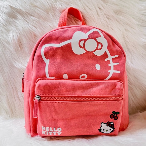 Hello‎ Kitty Backpack - Picture 2 of 9